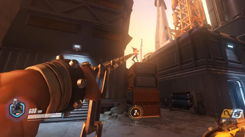 overwatch 2 play roadhog and tips for his abilities